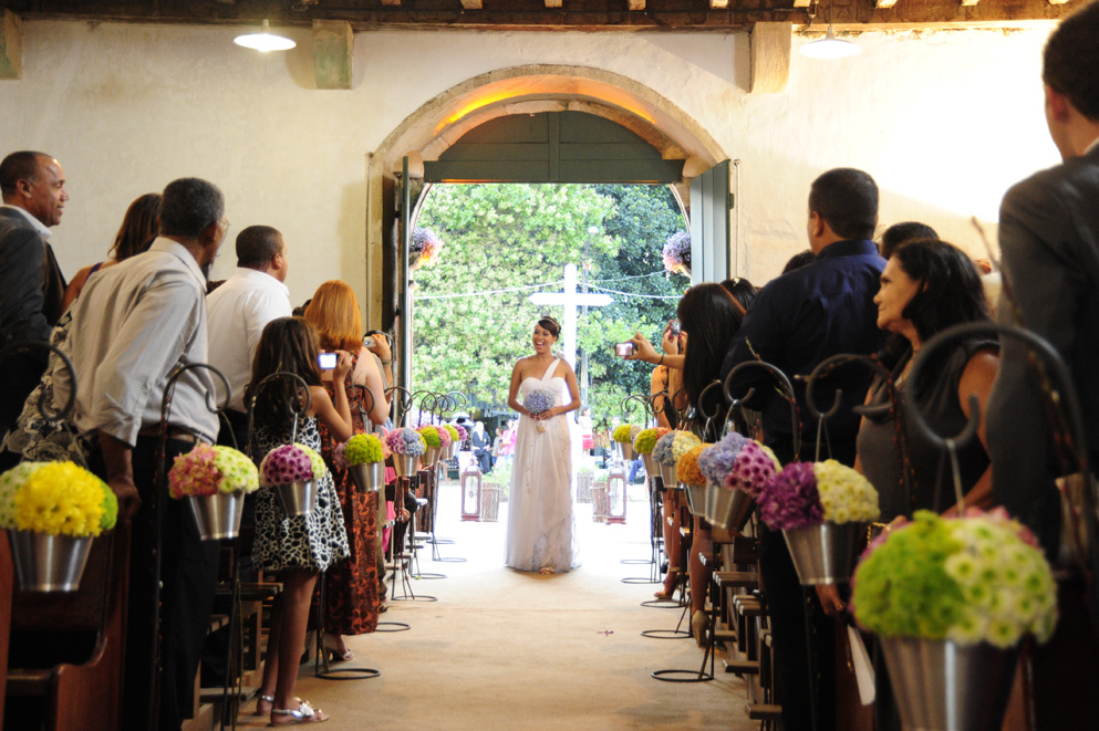 10 músicas lindas para a entrada da noiva na cerimônia