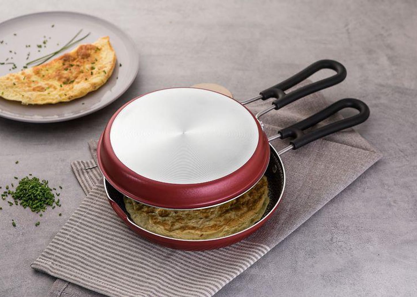 Omeleteira Alumínio 24 cm Loreto Vermelha Tramontina