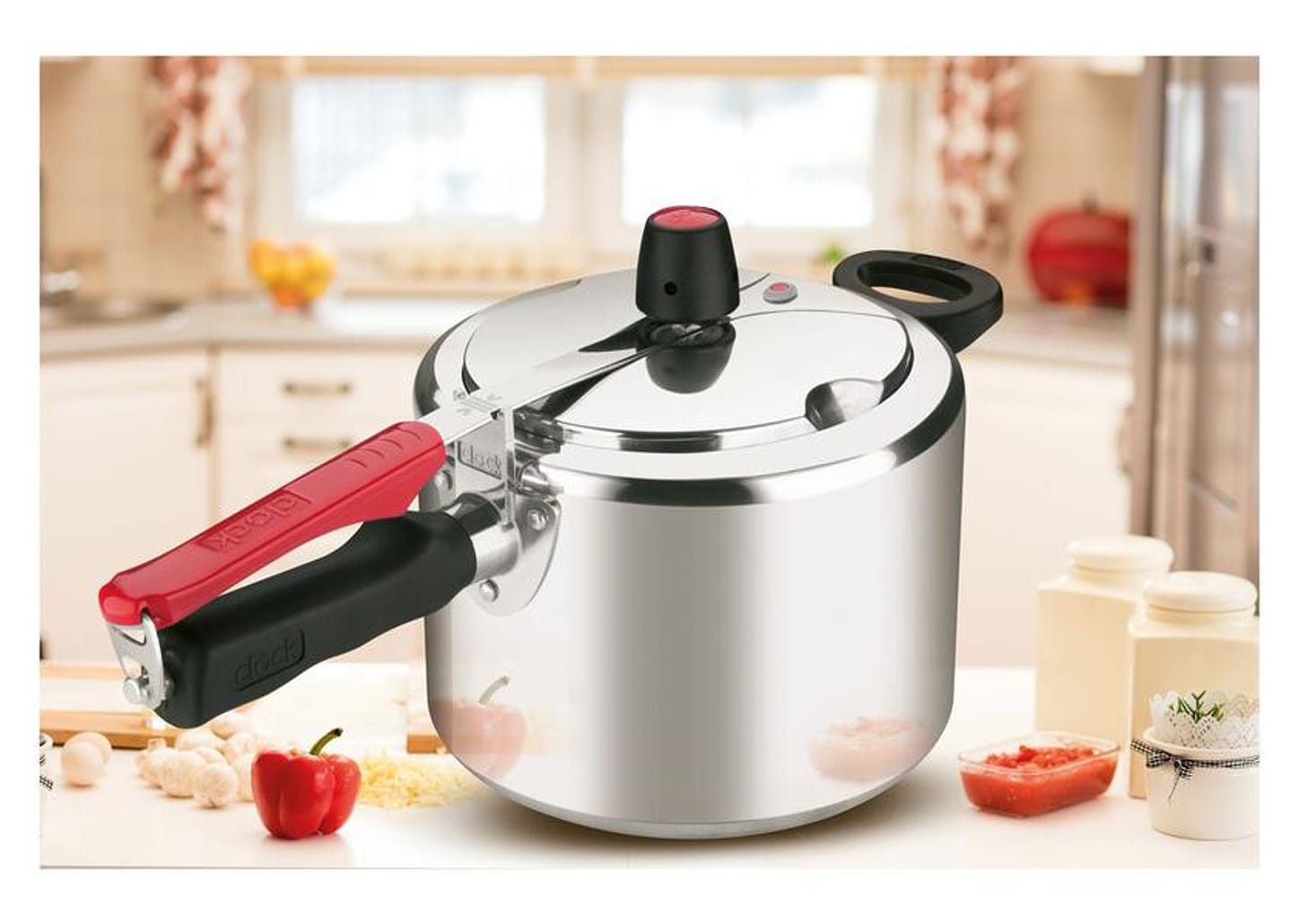 Panela de Pressão Clock Original Polida 4,5L com Fechamento Interno