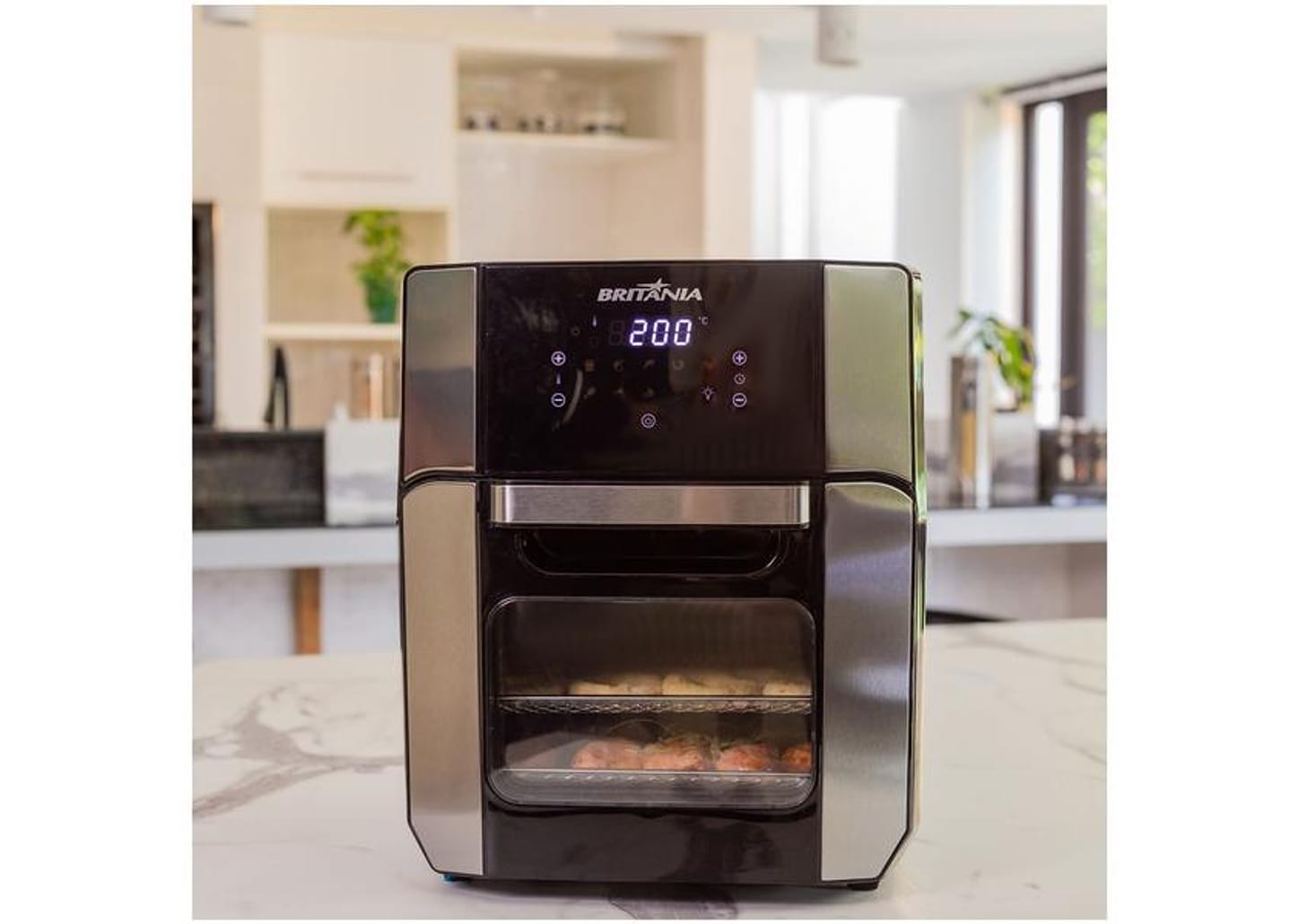 Fritadeira Elétrica sem Óleo/Air Fryer Britânia - Oven BFR2100 Preta 12L com Timer