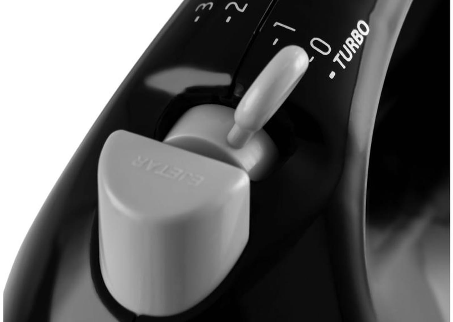 Batedeira Mondial Preto 400W Prática B-44-B 3 Velocidades