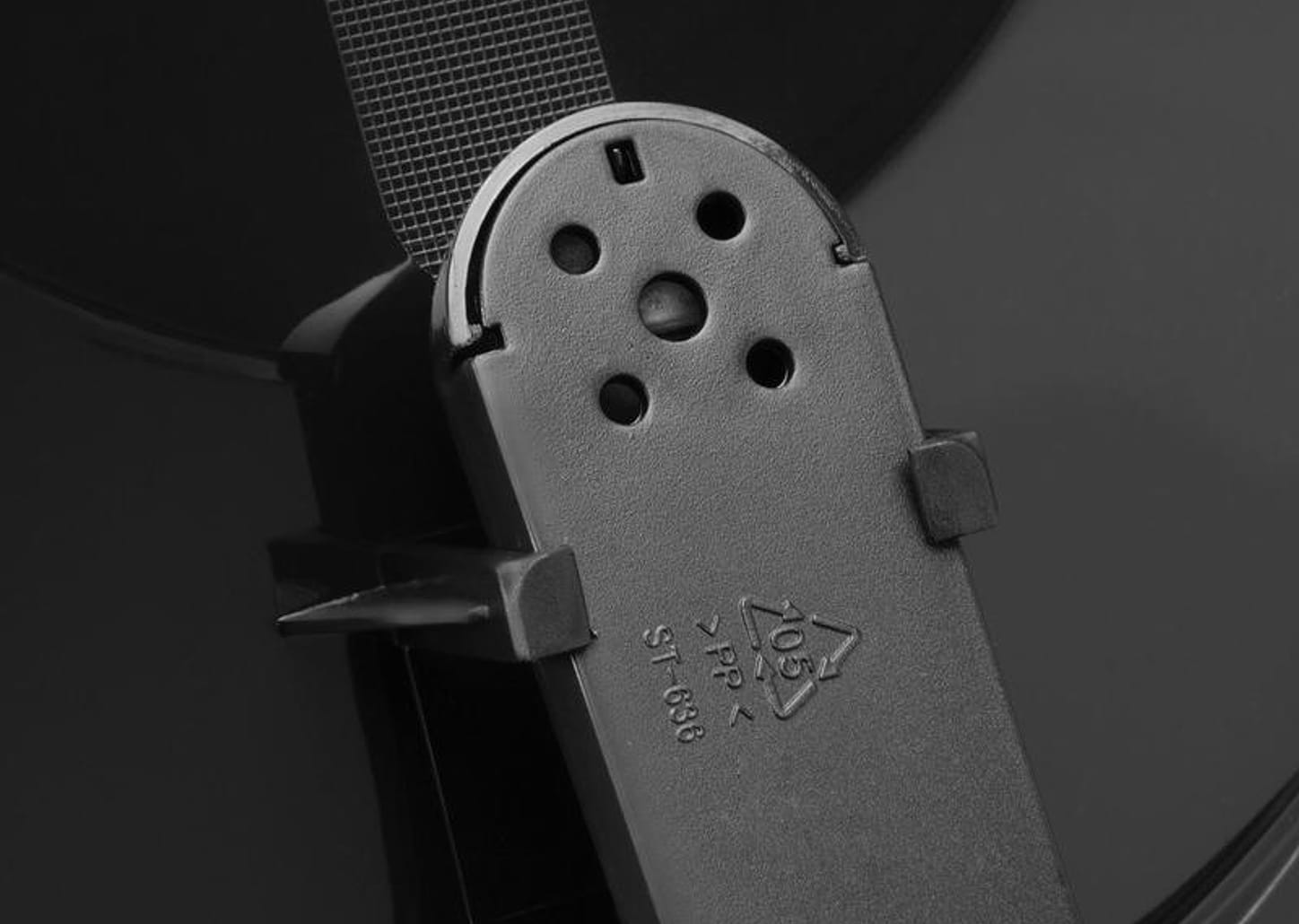 Cafeteira Elétrica Britânia CP30 Preta 30 Xícaras