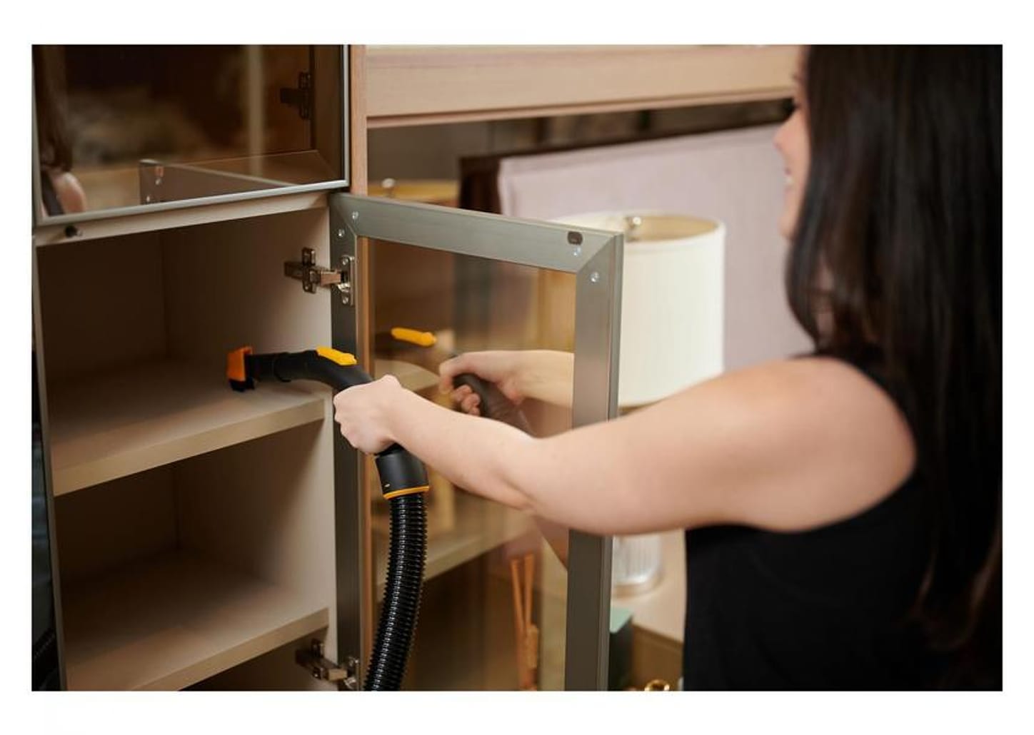 Aspirador de Pó e Água Wap GTW 10 com Porta - Acessórios 1400W Amarelo e Preto