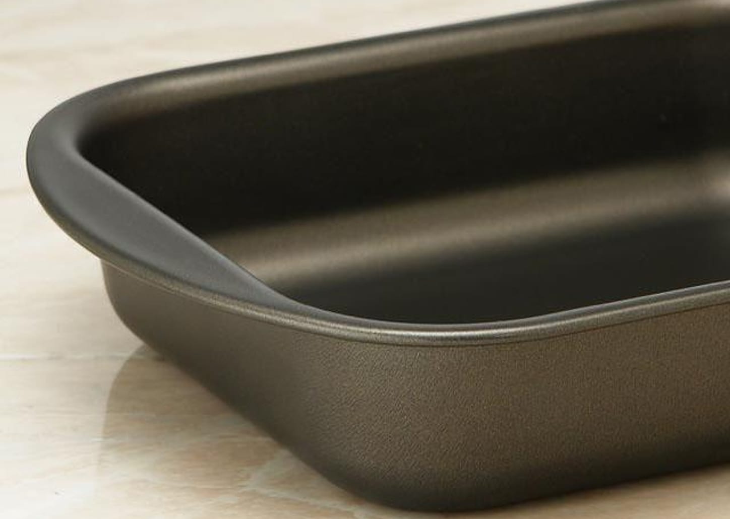 Assadeira Tramontina de Alumínio 20051/022