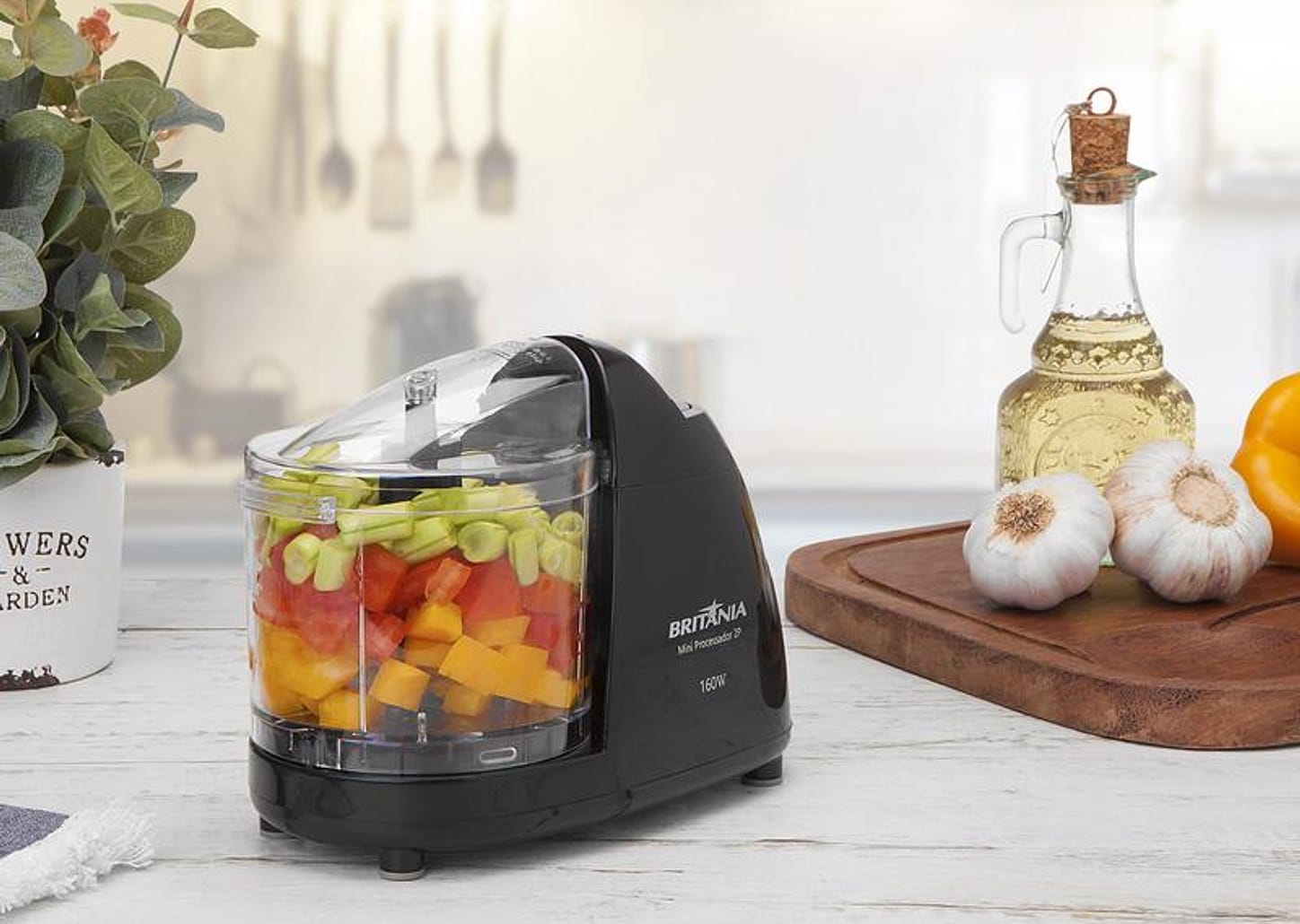 Mini Processador de Alimentos Britânia Preto 2P 50W
