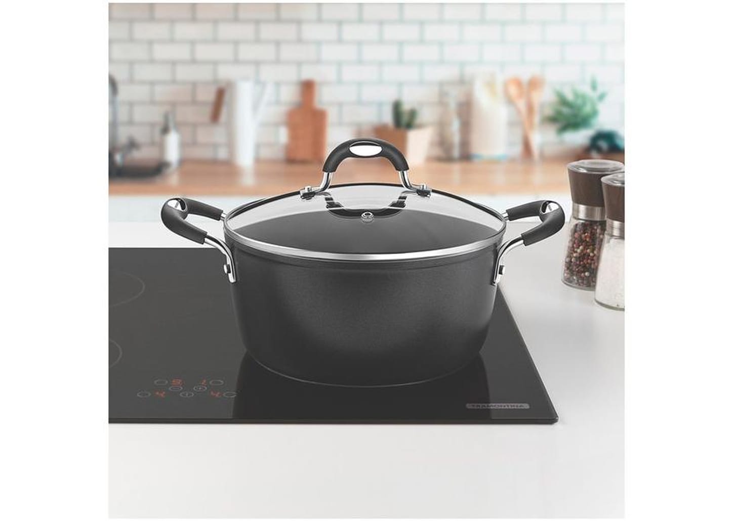 Caçarola Tramontina Antiaderente com Tampa - Preta 2,6L 20cm Mônaco