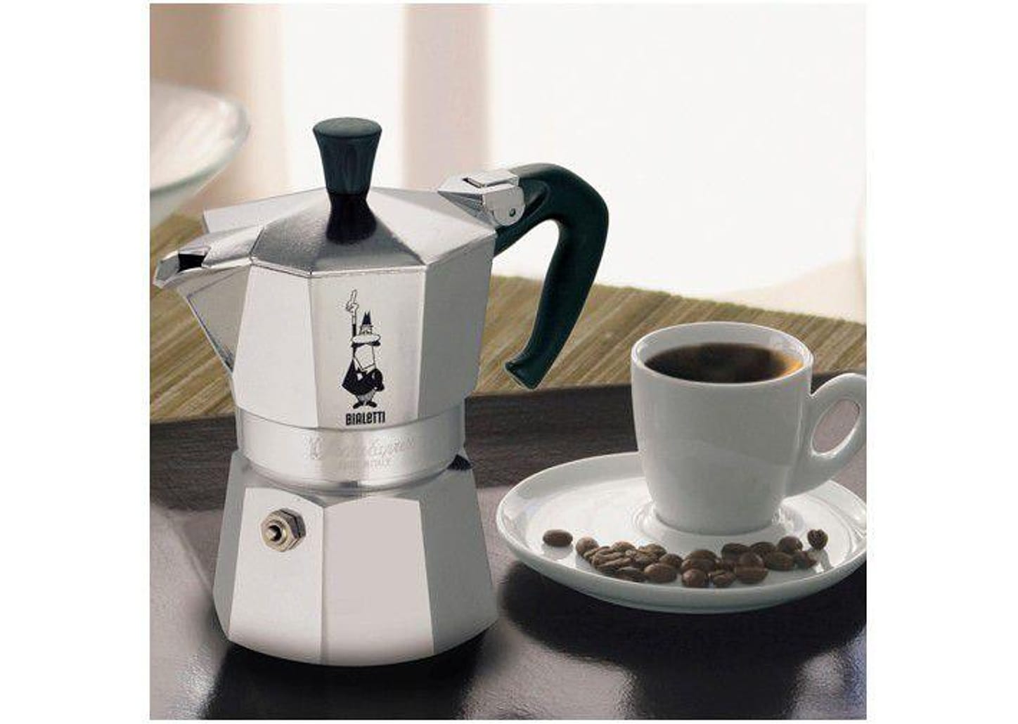 Cafeteira Italiana Bialetti Nuova Moka Express 18 Xícaras