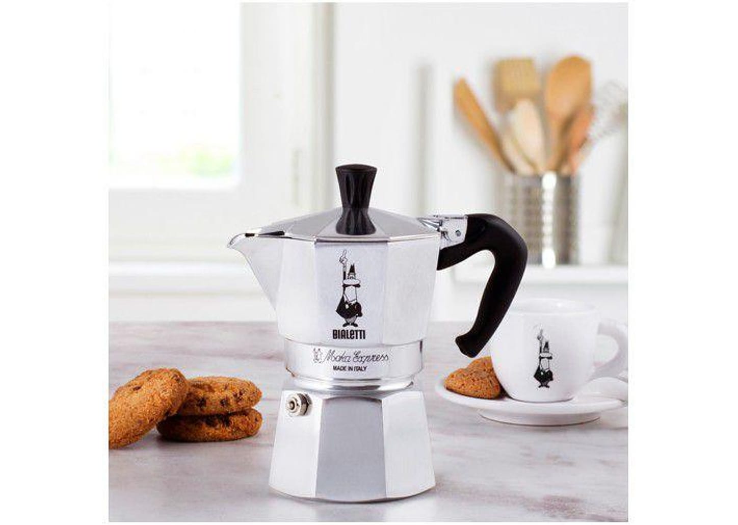 Cafeteira Italiana Bialetti Nuova Moka Express 18 Xícaras