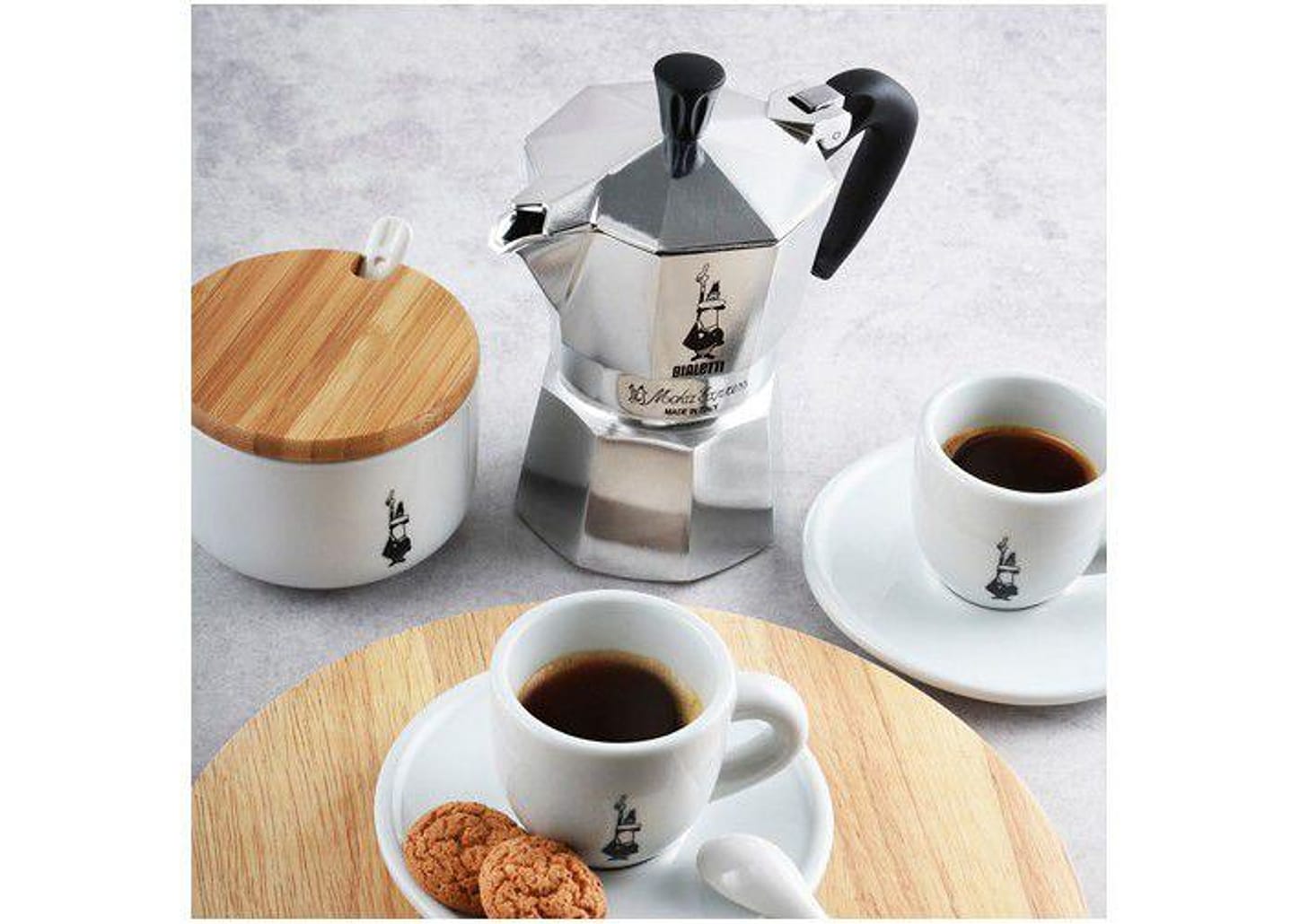 Cafeteira Italiana Bialetti Nuova Moka Express 18 Xícaras