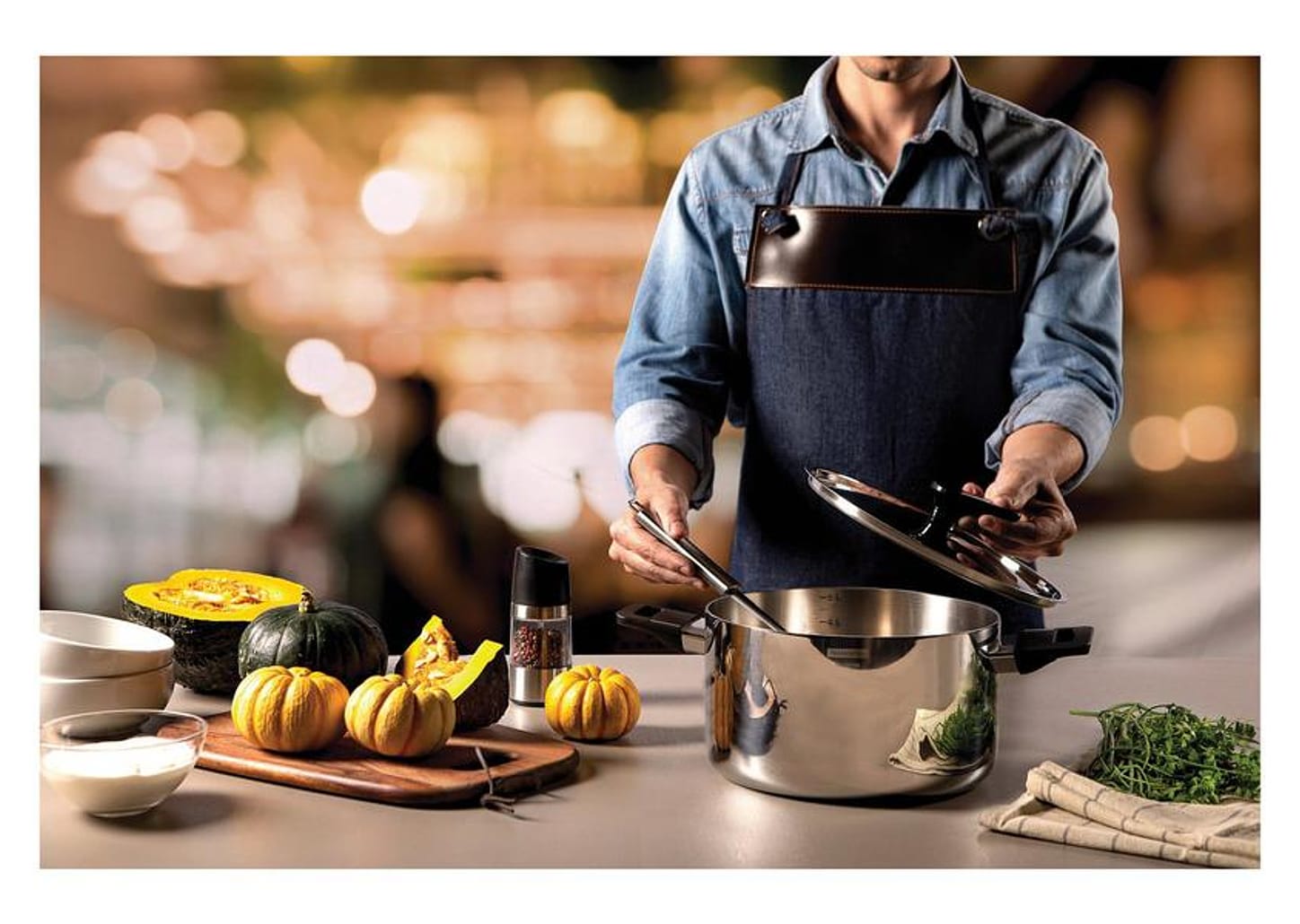 Caçarola Tramontina Inox Fundo Triplo com Tampa 5,8L 24cm Grano Baquelite