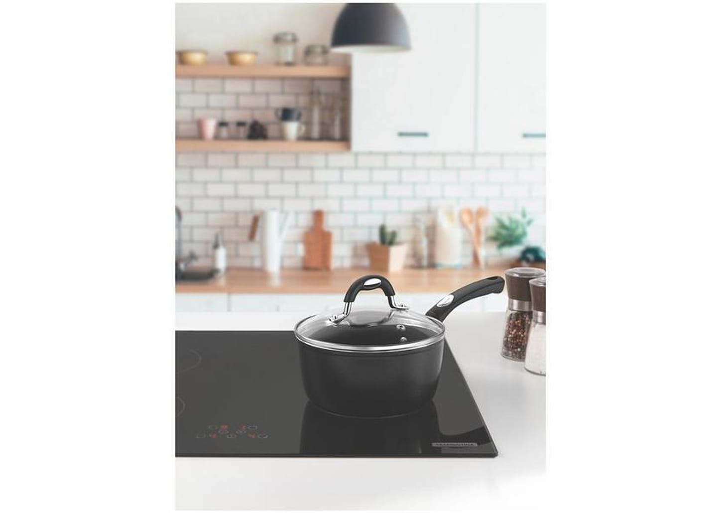 Panela Tramontina Antiaderente de Alumínio Preta 20cm 2,6L Mônaco Induction