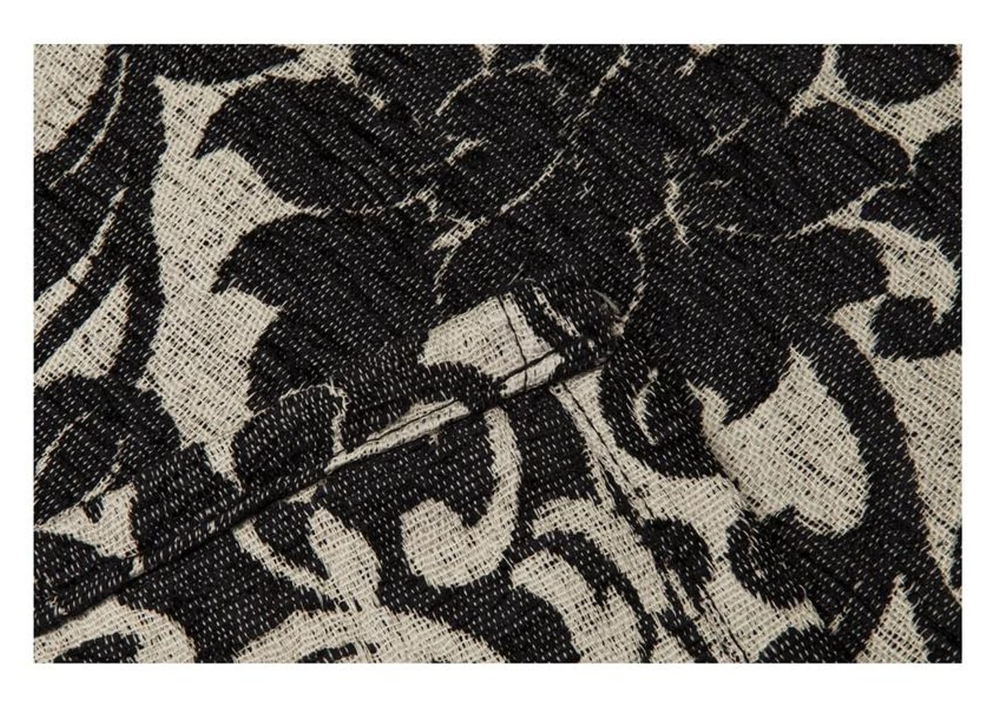 Peseira Queen 65x240cm Preto Lartex - Jacquard Adoratta