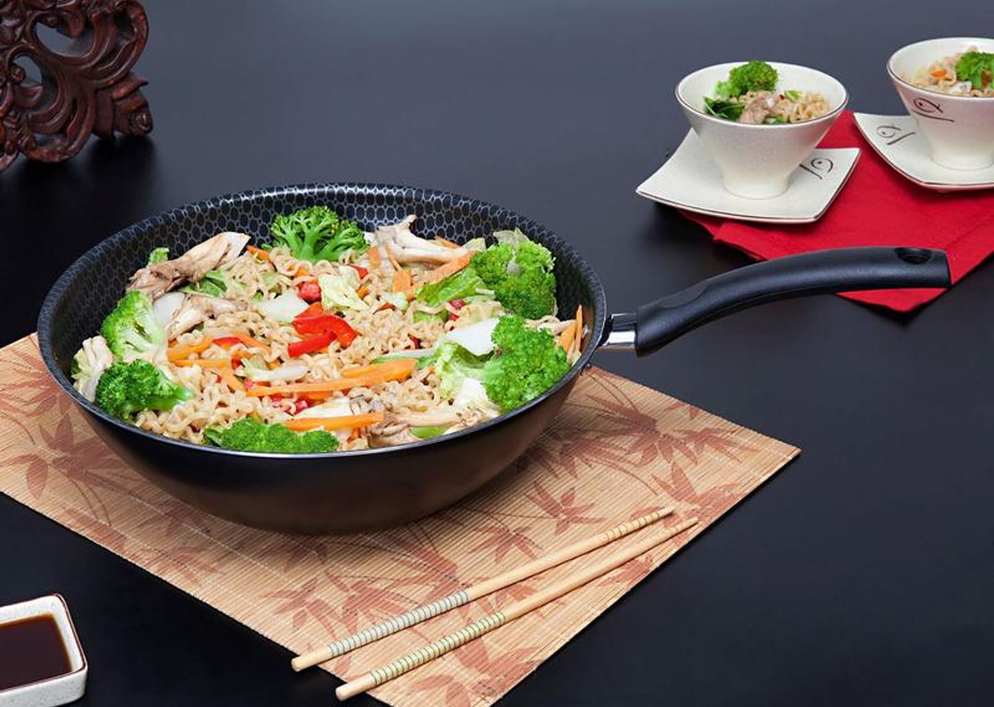 Frigideira Antiaderente Multiflon Alumínio Wok - Daily Preta 28cm