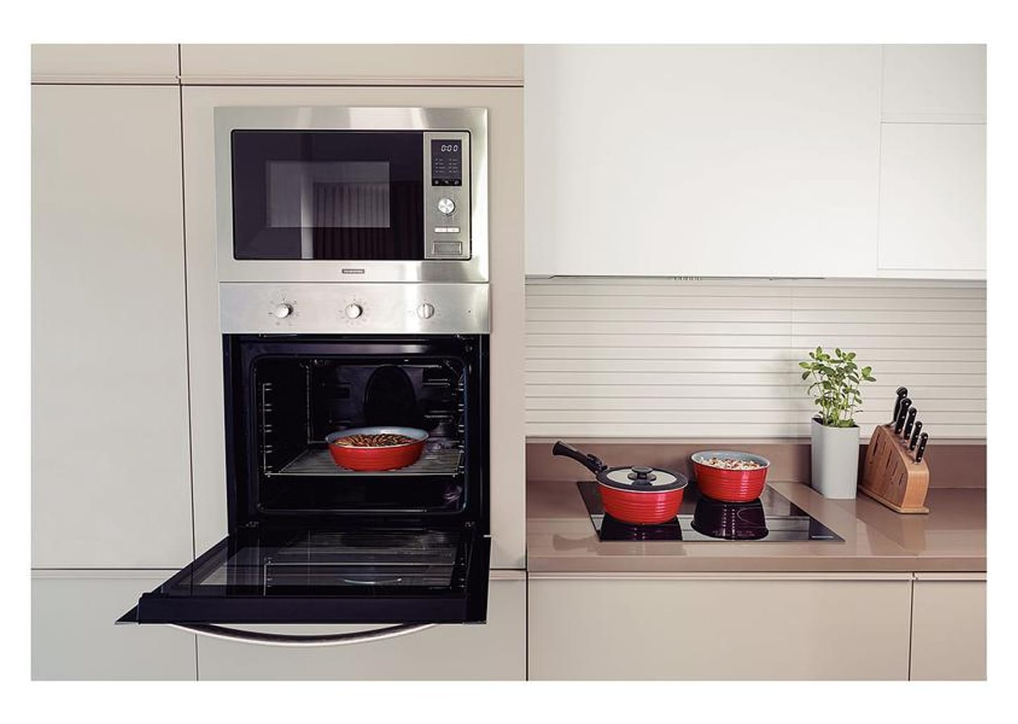 Jogo de Panelas Tramontina Revestimento Cerâmico de Alumínio Vermelho 3 Peças Ítria