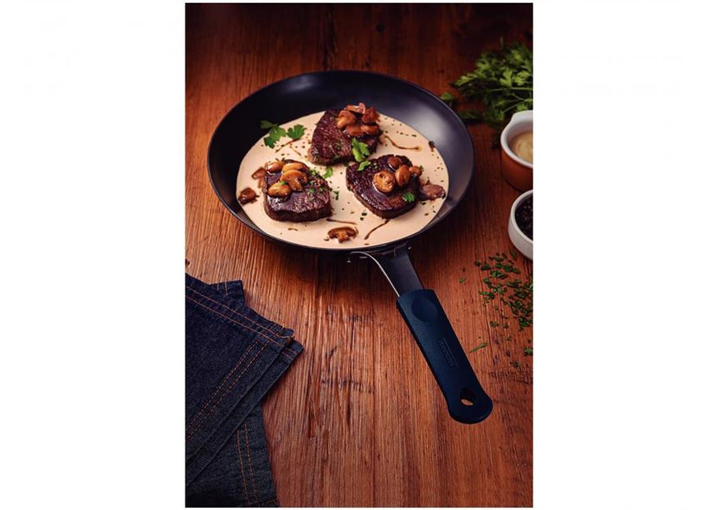 Frigideira Tramontina de Ferro Profissional Preta 30cm