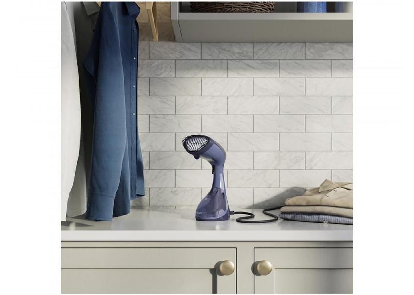 Vaporizador/Higienizador de Roupas Electrolux - EPS10 Portátil 260ml 1200W com Acessórios