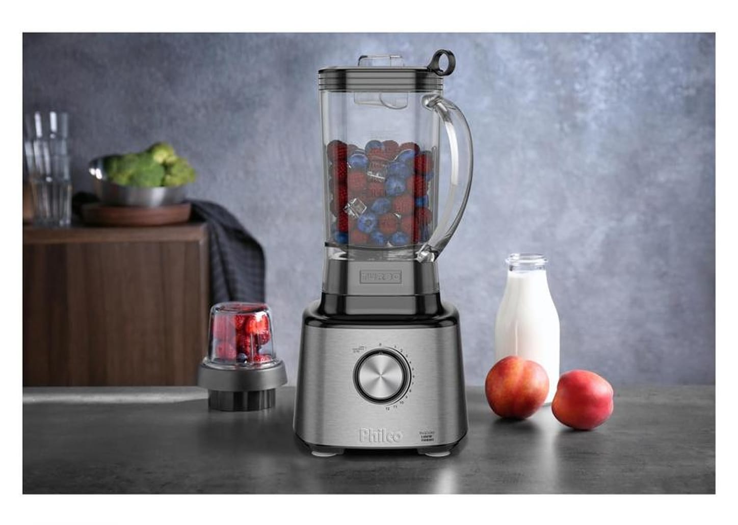 Liquidificador Philco PLQ2100PI com Filtro 12 Velocidades 1400W Preto