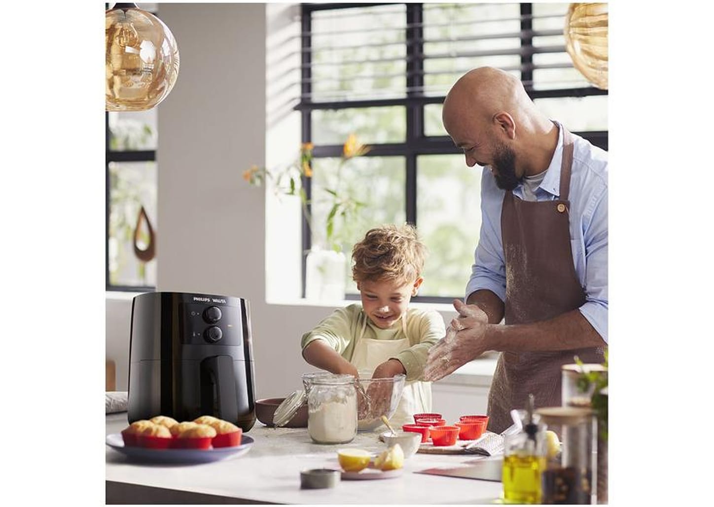 Fritadeira Elétrica sem Óleo/Air Fryer Philips - Walita Spectre Série 3000 RI9201 Preta 2,6L