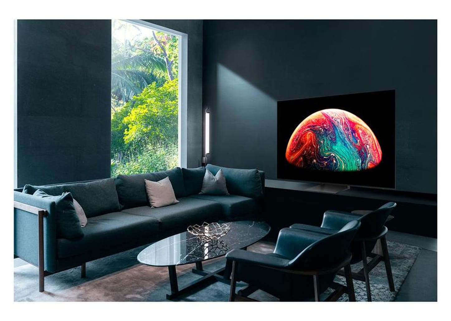 Smart TV 65” 4K OLED Samsung QN65S90CA 144Hz Wi-Fi Bluetooth com Alexa 4 HDMI 2 USB