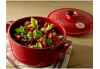 Caçarola Emile Henry de Cerâmica com Tampa 22cm 2,5L Vermelha