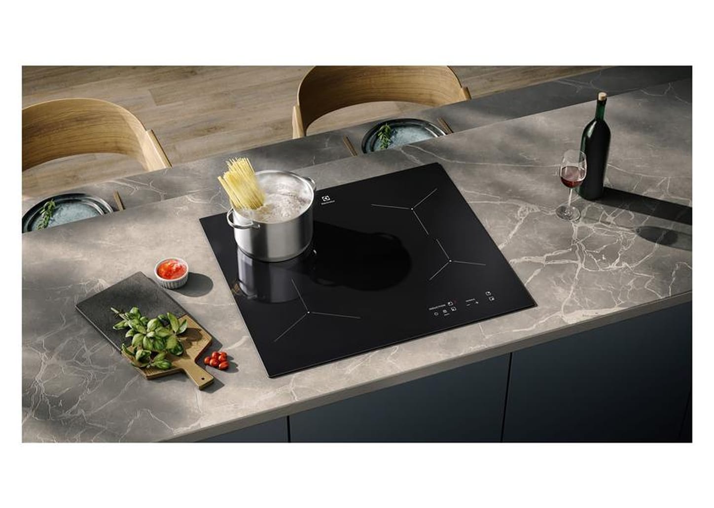 Cooktop 4 Bocas Indução Electrolux Painel Touch - Preto Acendimento Automático IE6LP