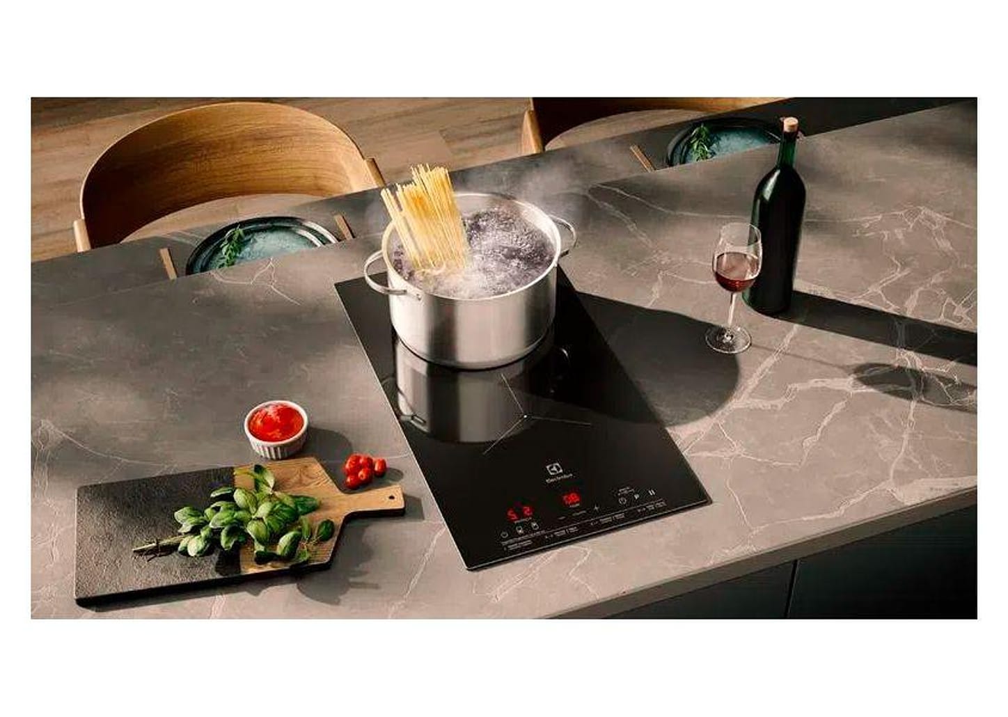 Cooktop 2 Bocas Indução Electrolux Vitrocerâmico - Touch Acendimento Automático IE3LP