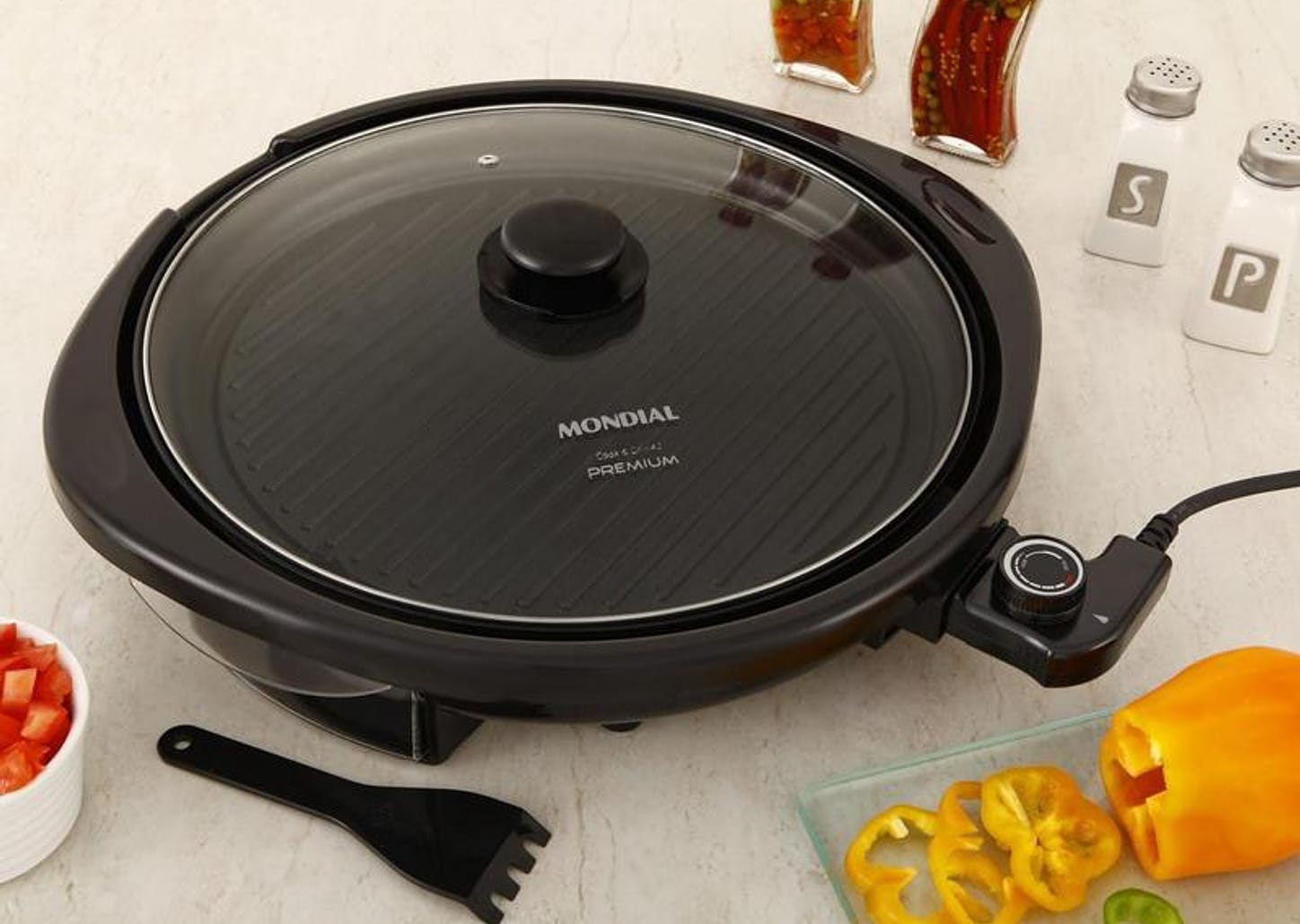 Grill Mondial Premium G 03 2 em 1 Redondo 1200W