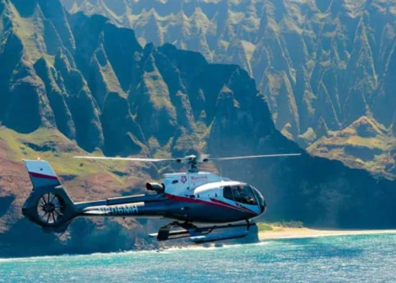 Maldivas - Passeio de helicóptero pela ilha