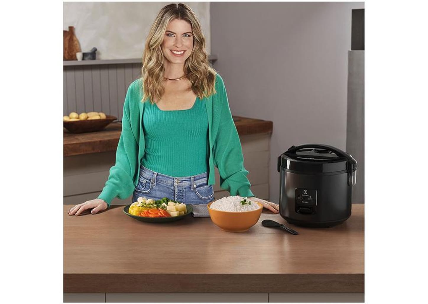 Panela de Arroz Elétrica Electrolux Efficient 2 em 1 700W 10 Xícaras