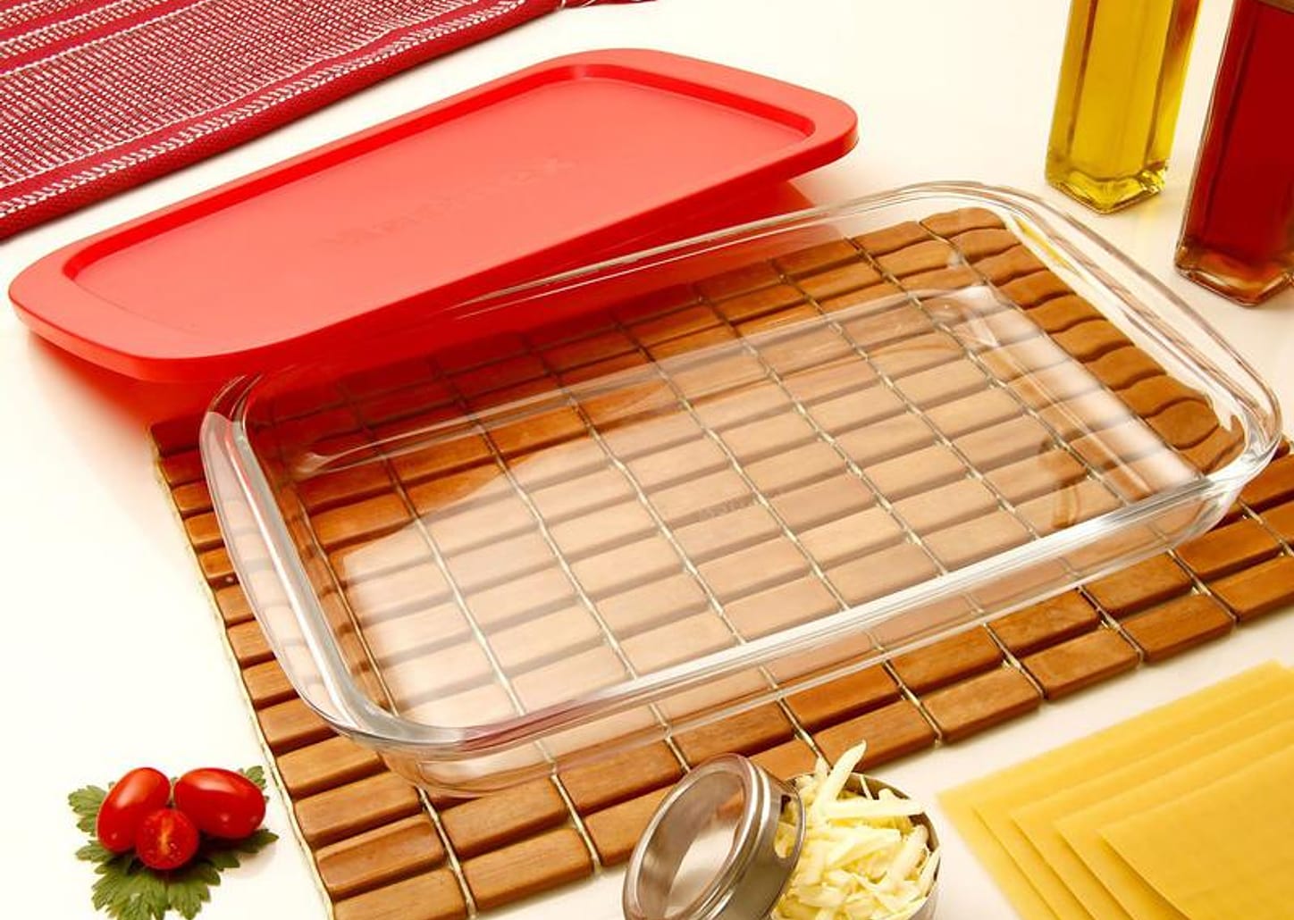 Lasanheira de Vidro Retangular com Tampa Marinex - Prática