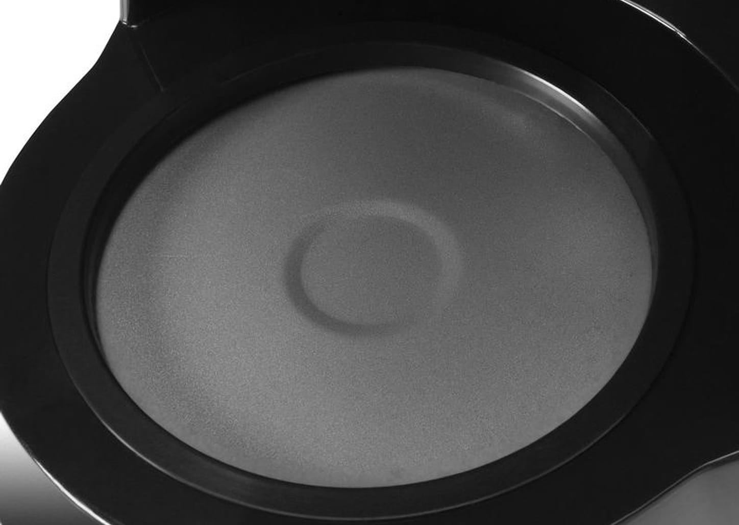 Cafeteira Elétrica Britânia CP30 Preta 30 Xícaras