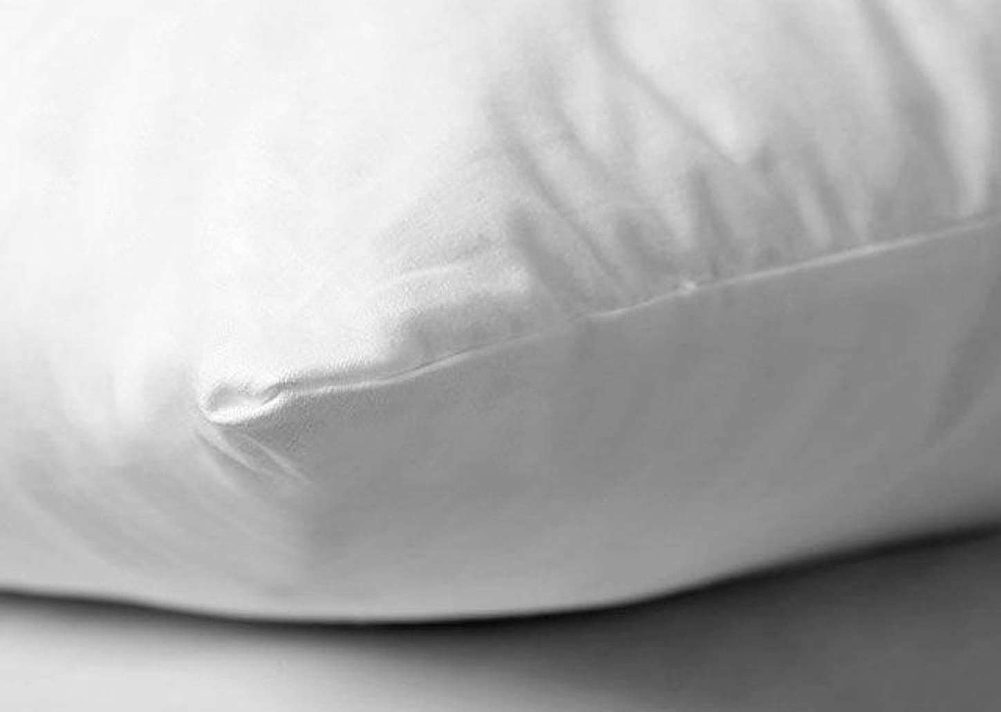 Travesseiro de Plumas Sintéticas - Fibrasca 50x70cm