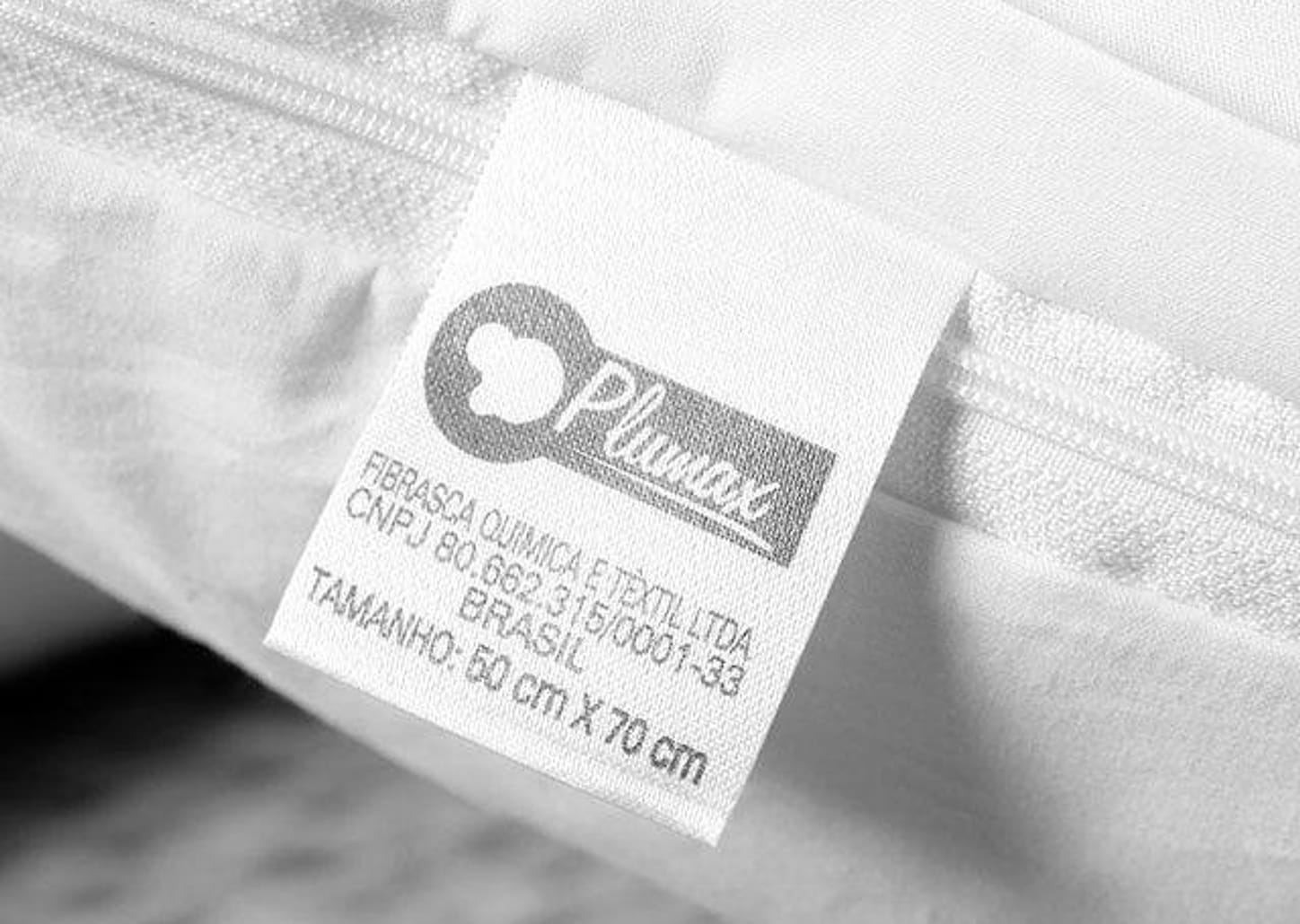 Travesseiro de Plumas Sintéticas - Fibrasca 50x70cm