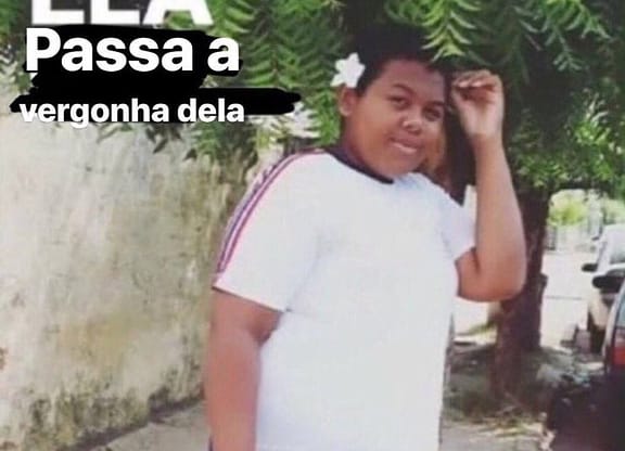 Presentes criativos Contar uma história embaraçosa na retrospectiva