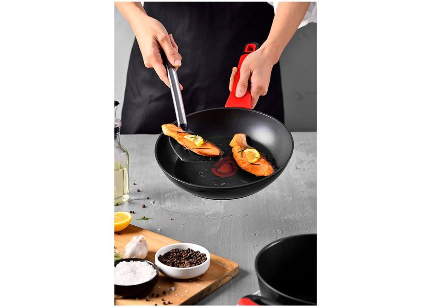 Jogo de Panelas Bergner Antiaderente de Alumínio Preto 4 Peças Chroma