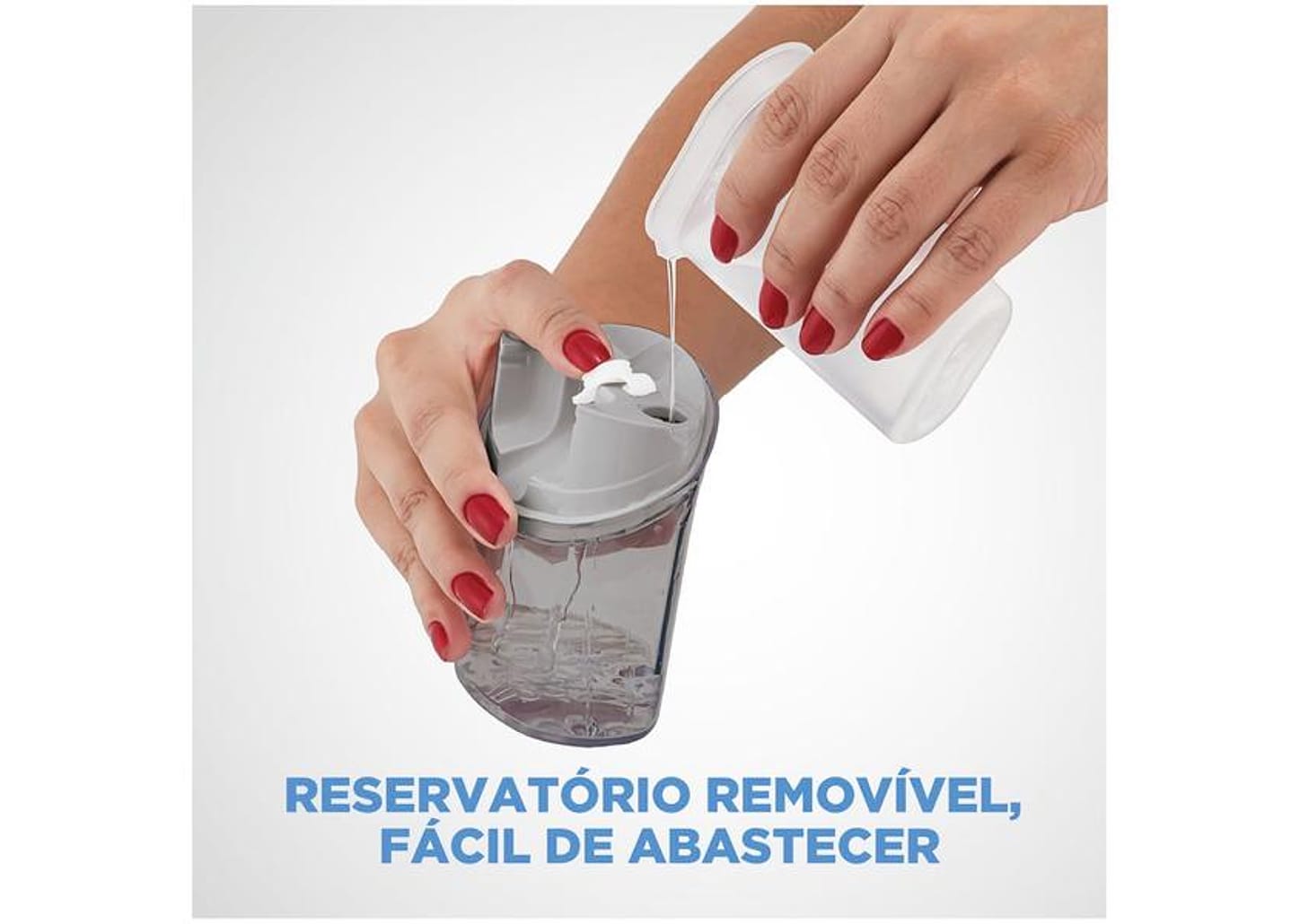 Vaporizador de Roupas Black+Decker Steam & Flip BDV3000 Portátil 200ml com Acessórios