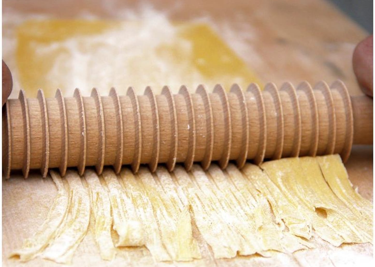 Rolo Cortador de Massas Fettuccine de Madeira 32010861 32cm Eppicotispai