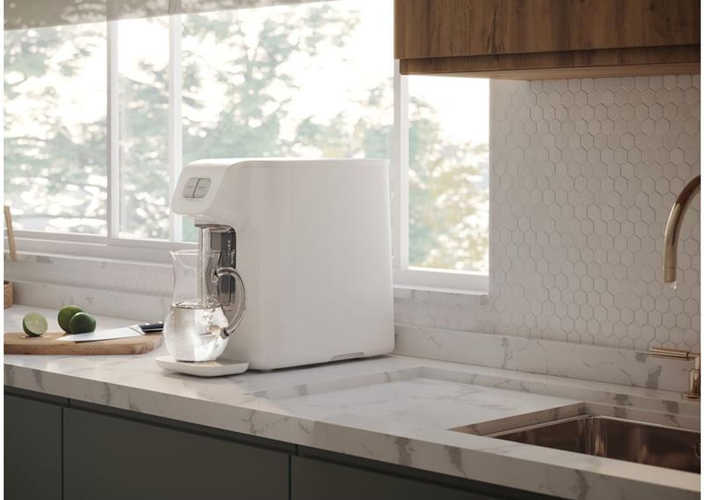 Purificador de Água Electrolux de Mesa Compressor Branco PC01B Água Gelada e Natural