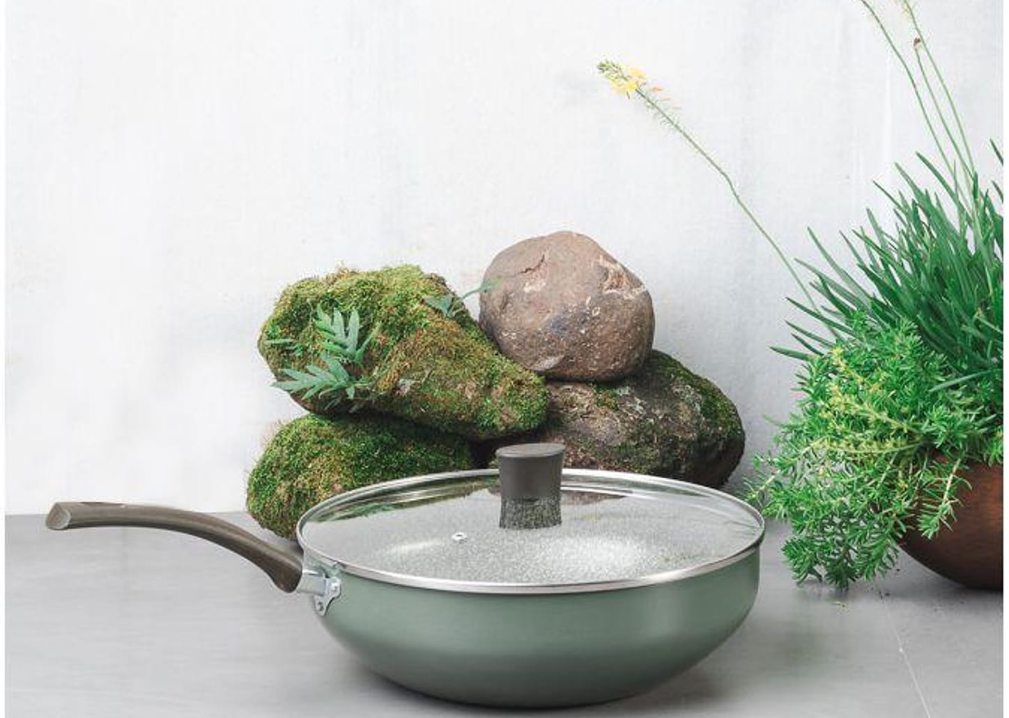 Frigideira Antiaderente Multiflon Wok de Alumínio Ekó Verde 28cm