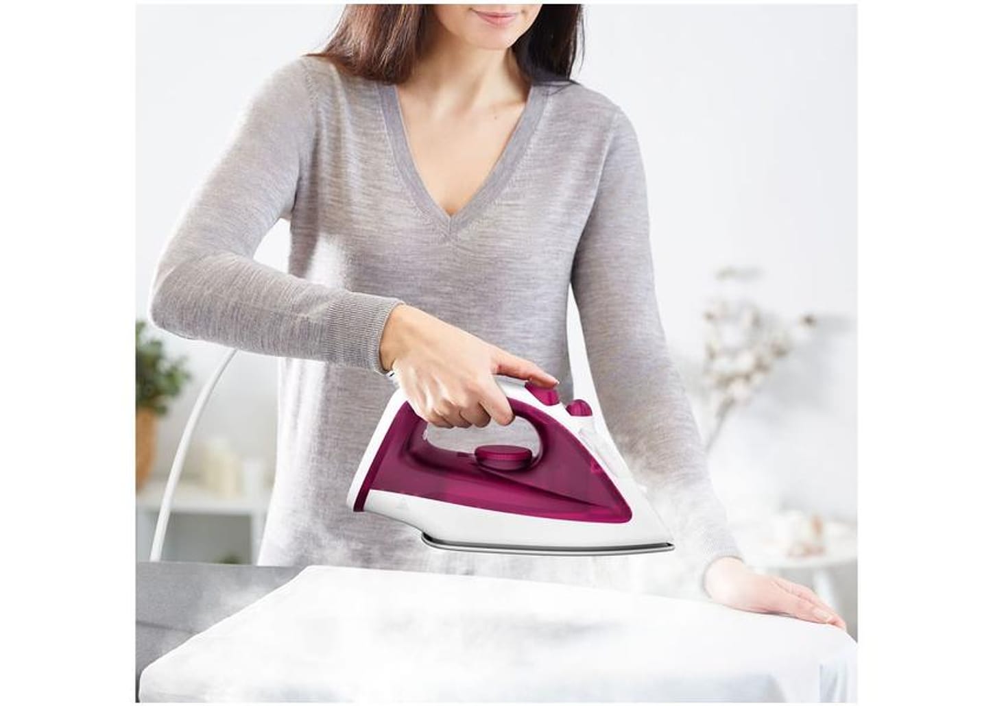 Ferro de Passar Roupa a Vapor Arno Essentialgliss Rosa e Branco