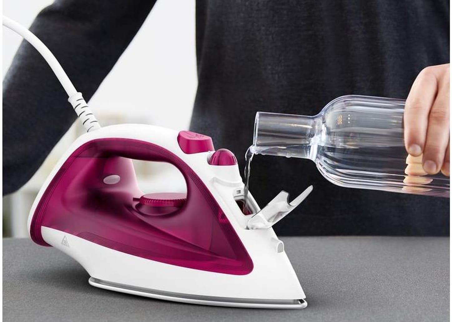 Ferro de Passar Roupa a Vapor Arno Essentialgliss Rosa e Branco