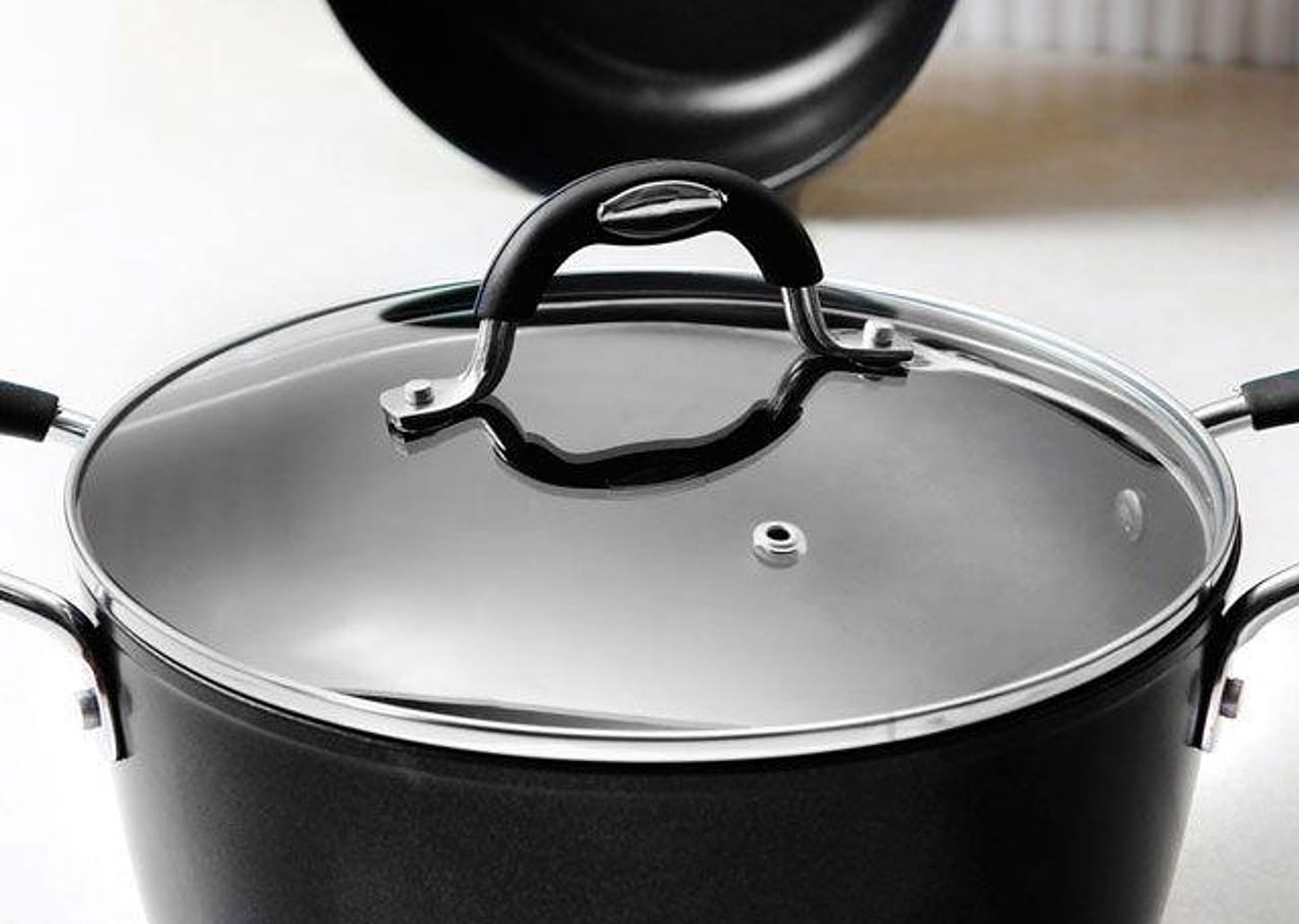 Jogo de Panelas Tramontina Antiaderente de Alumínio Preta 5 Peças Convida Mônaco