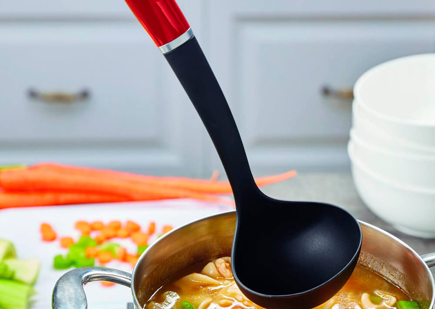 Concha De Nylon Kitchenaid Vermelha E Preta 26cm