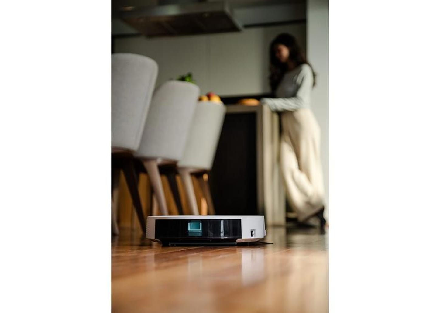 Robô Aspirador Inteligente Wap Robot W1000 36W Wi-Fi compatível com Alexa