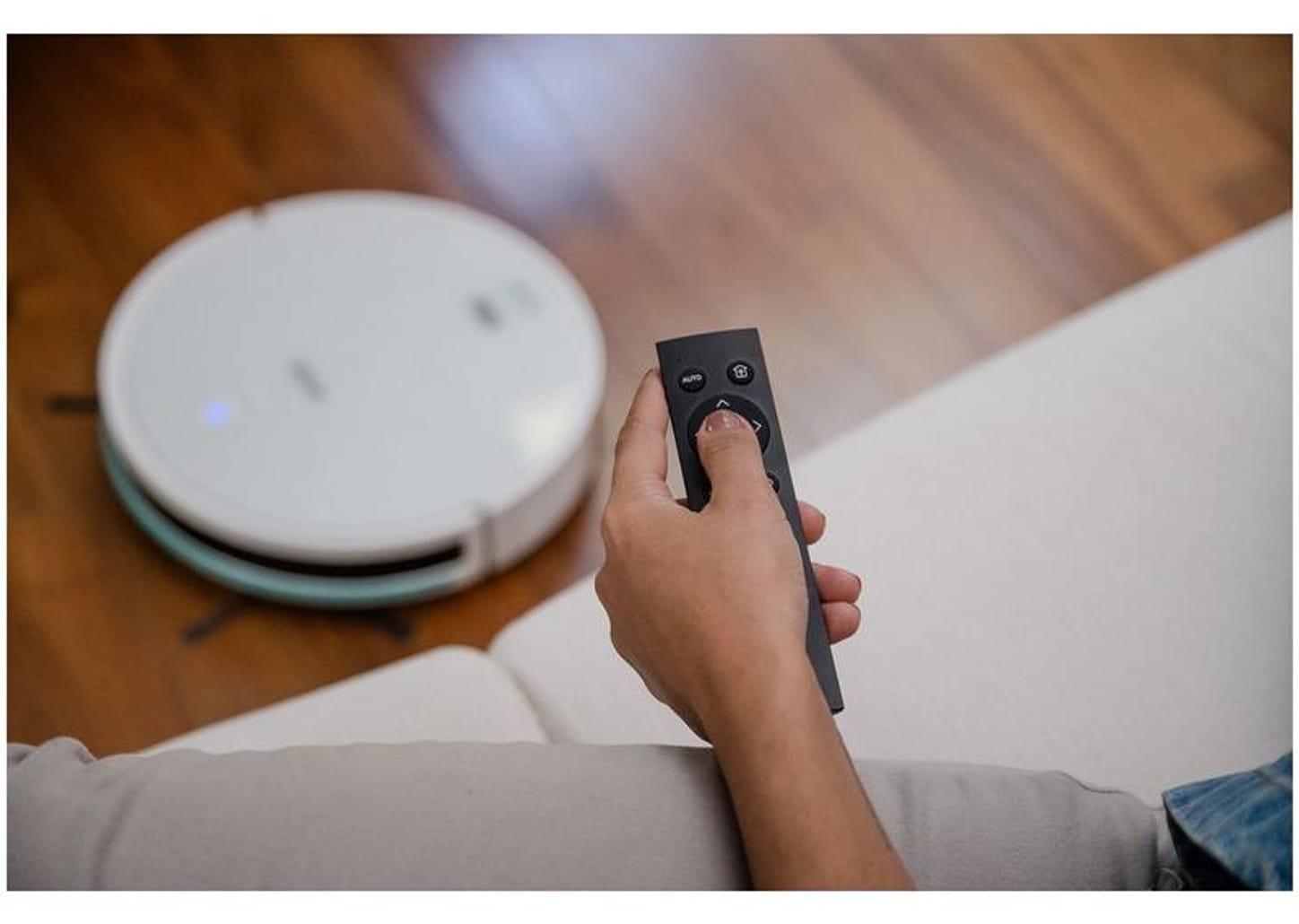 Robô Aspirador Inteligente Wap Robot W1000 36W Wi-Fi compatível com Alexa