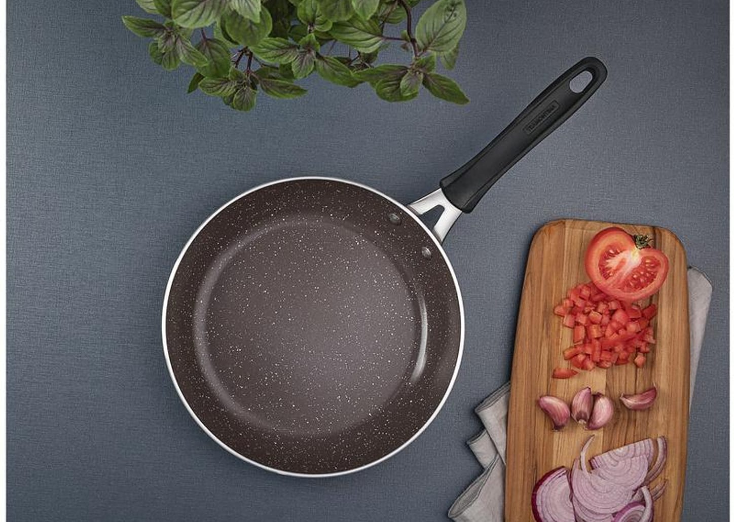 Frigideira de Alumínio Tunis Rosa Trufado 24cm