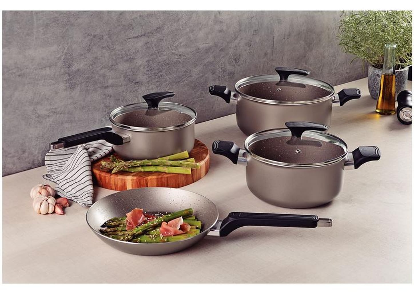 Jogo de Panelas Tramontina de Alumínio Amêndoa 4 Peças Milazzo