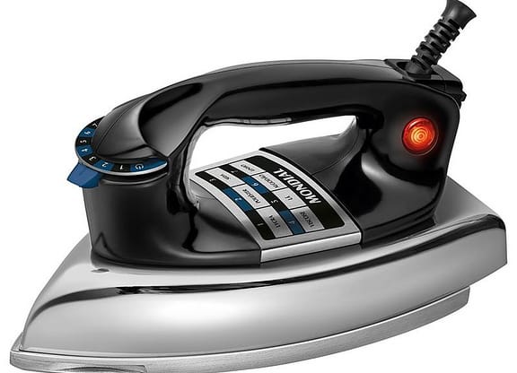 Ferro de Passar Roupa a Seco Mondial Portátil FS-01-BI Preto e Prata