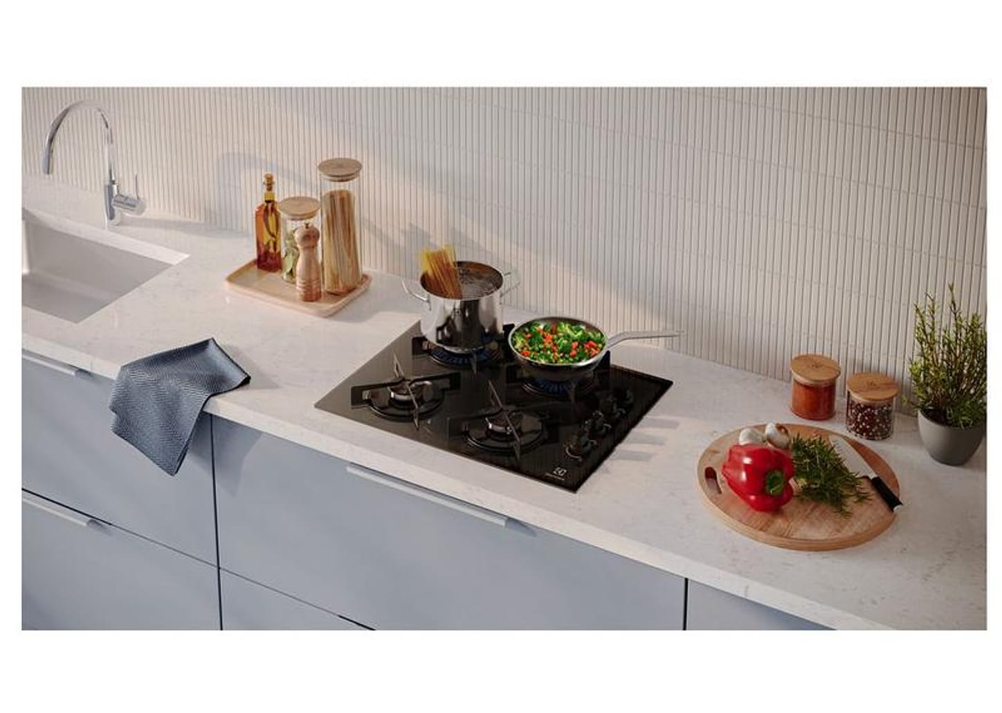 Cooktop 4 B ocas a Gás GLP Preto Efficient KE4GR
