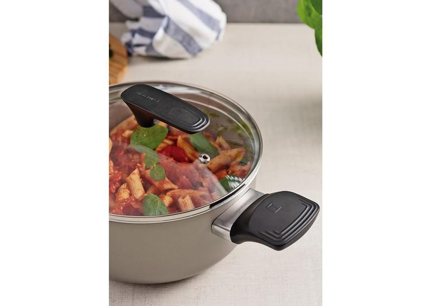 Jogo de Panelas Tramontina Antiaderente de Alumínio Amêndoa Milazzo